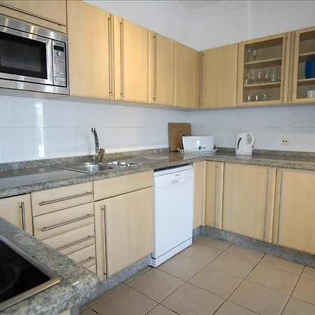 Playa Del Flamingo - A Lovely 4 Bedroom - Great Location - A Short Walk To The Beach *
