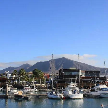 Playa Del Flamingo - A Lovely 4 Bedroom - Great Location - A Short Walk To The Beach Villa