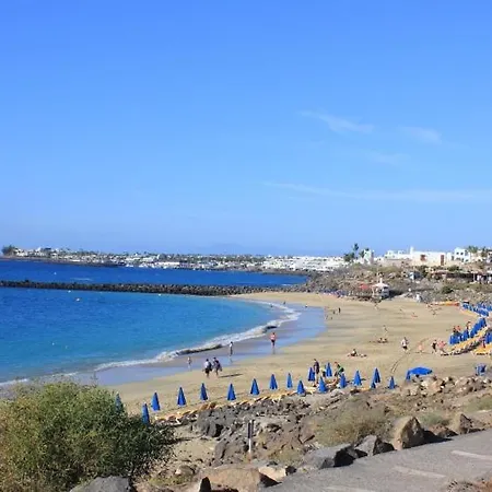Playa Del Flamingo - A Lovely 4 Bedroom - Great Location - A Short Walk To The Beach Villa Playa Blanca (Lanzarote)