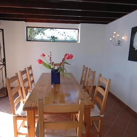 Villa Playa Del Flamingo - A Lovely 4 Bedroom - Great Location - A Short Walk To The Beach *