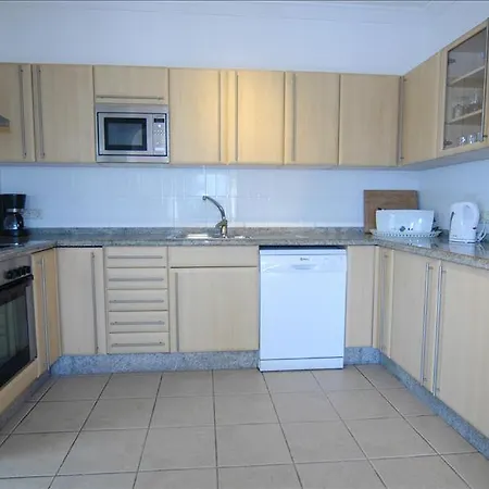 Playa Del Flamingo - A Lovely 4 Bedroom - Great Location - A Short Walk To The Beach * Playa Blanca (Lanzarote)
